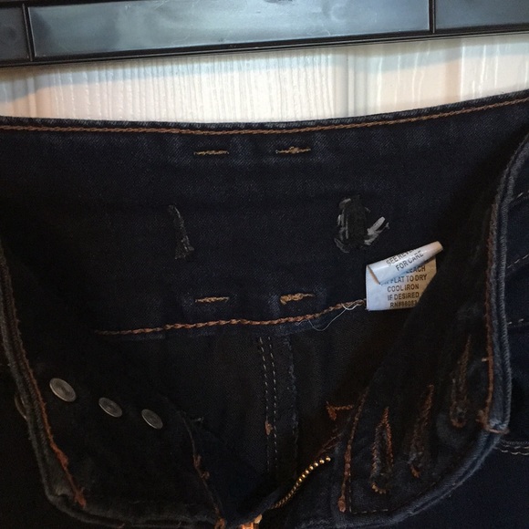 🌑Dark Wash Low Rise Jeggings Size 0🌑 - Picture 6 of 6